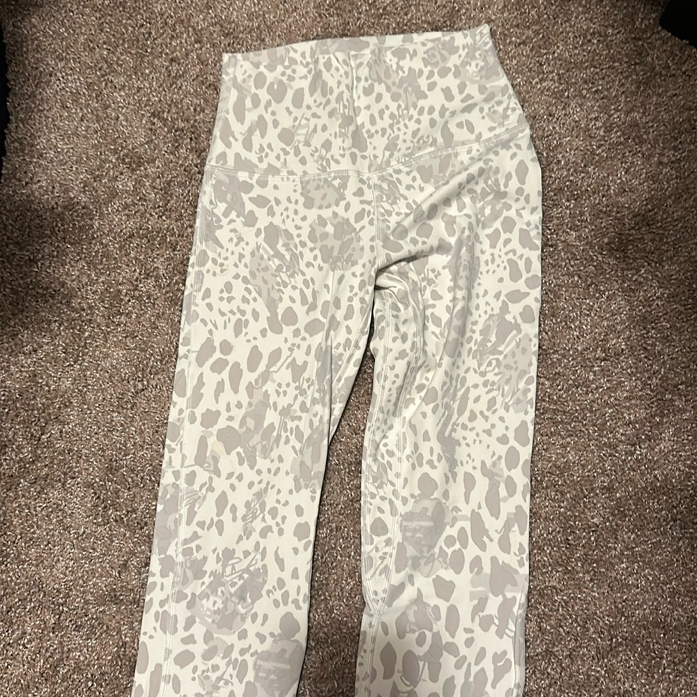 Lululemon leggings